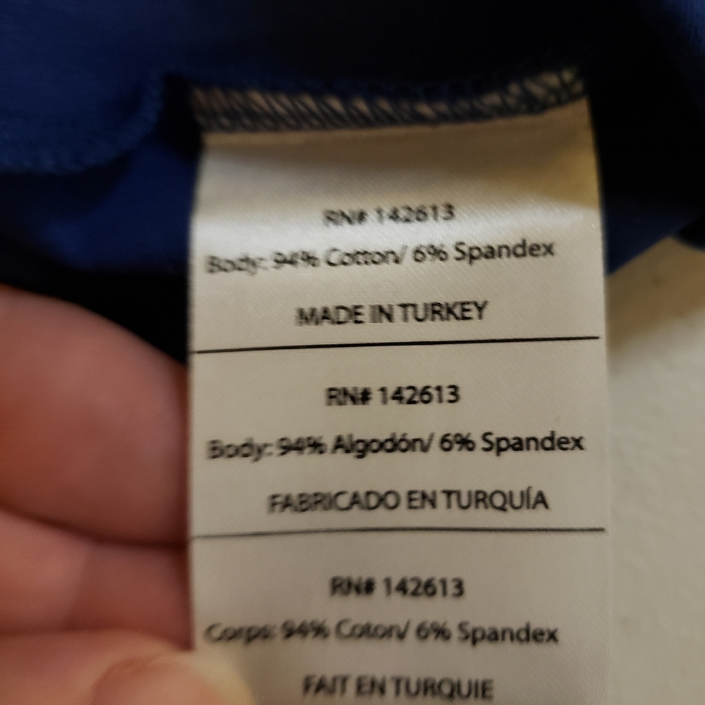 *Pacific SS V-Neck and Atlantic Navy Blue Capri - Picture 2 of 7